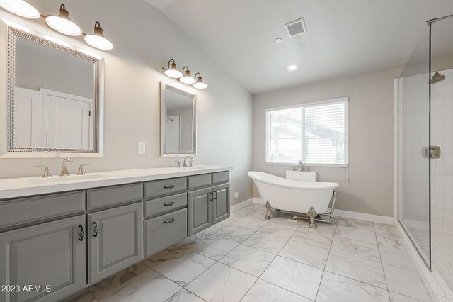 2633 N 70TH Street, Scottsdale, AZ 85257