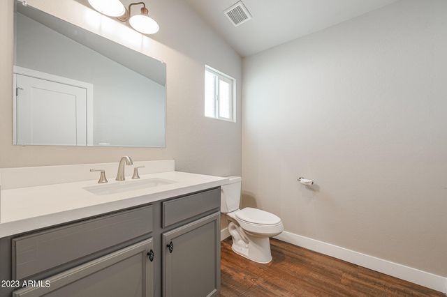 2633 N 70TH Street, Scottsdale, AZ 85257