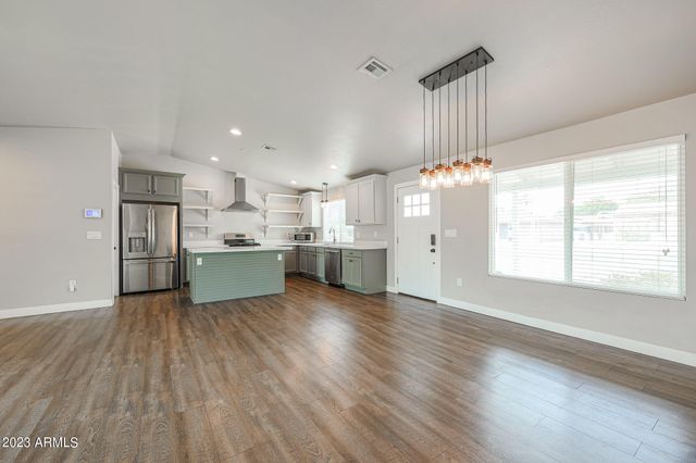 2633 N 70TH Street, Scottsdale, AZ 85257