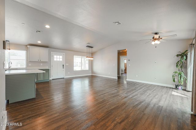2633 N 70TH Street, Scottsdale, AZ 85257