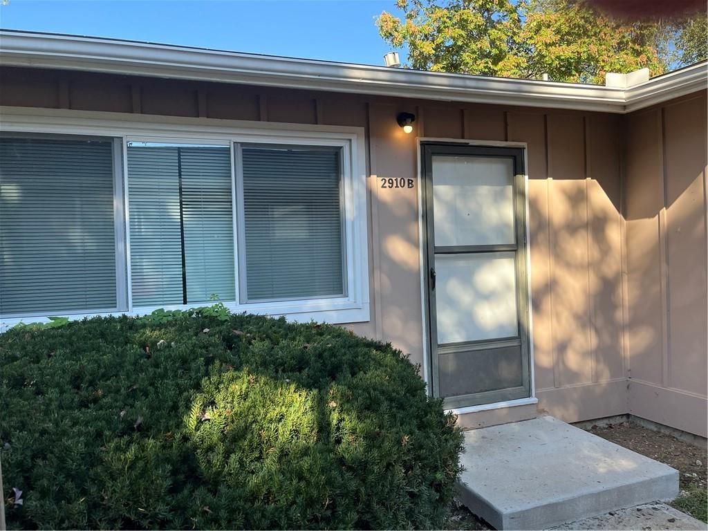 2900 W 43 Terrace, Kansas City, KS 66103