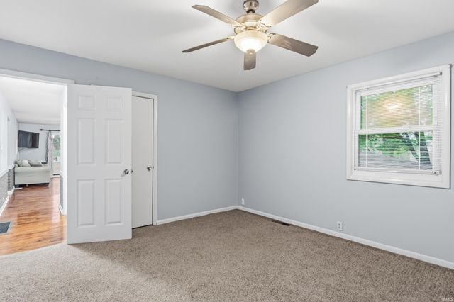 9135 Vallyd Acre Drive, Fort Wayne, IN 46816