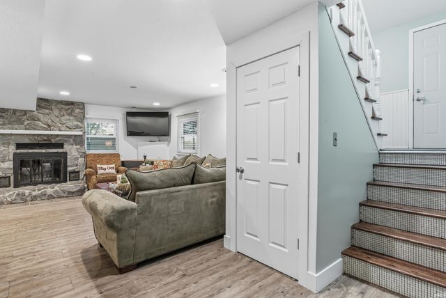 9135 Vallyd Acre Drive, Fort Wayne, IN 46816