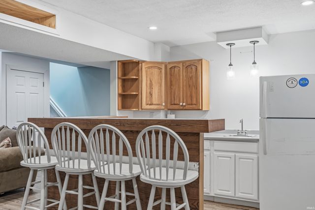 9135 Vallyd Acre Drive, Fort Wayne, IN 46816