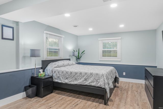 9135 Vallyd Acre Drive, Fort Wayne, IN 46816