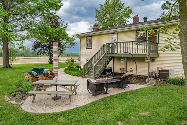 9135 Vallyd Acre Drive, Fort Wayne, IN 46816