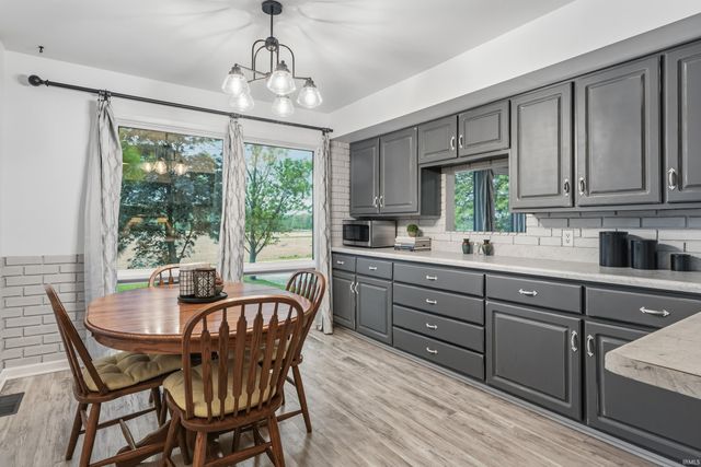 9135 Vallyd Acre Drive, Fort Wayne, IN 46816