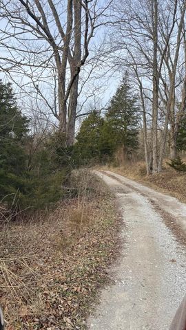 2440 Harp Pike, Frankfort, KY 40601