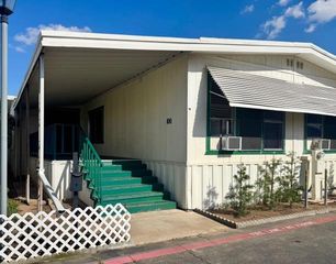 105 W Herndon Avenue # 100, Fresno, CA 93650