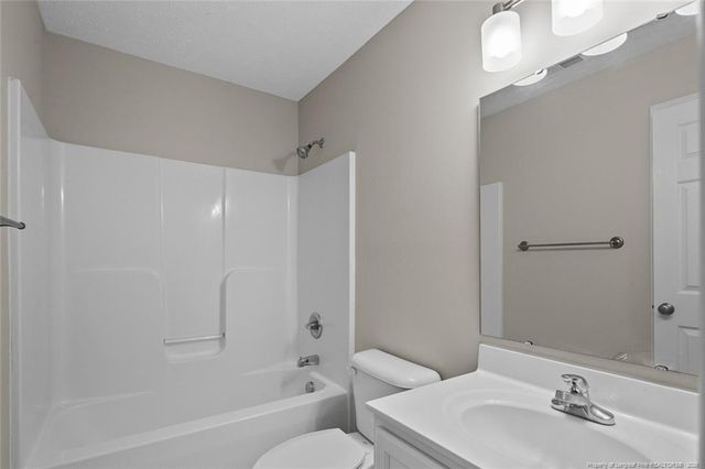 1411 Seabiscuit Drive, Parkton, NC 28371