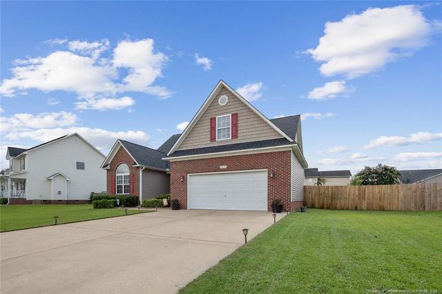 1411 Seabiscuit Drive, Parkton, NC 28371