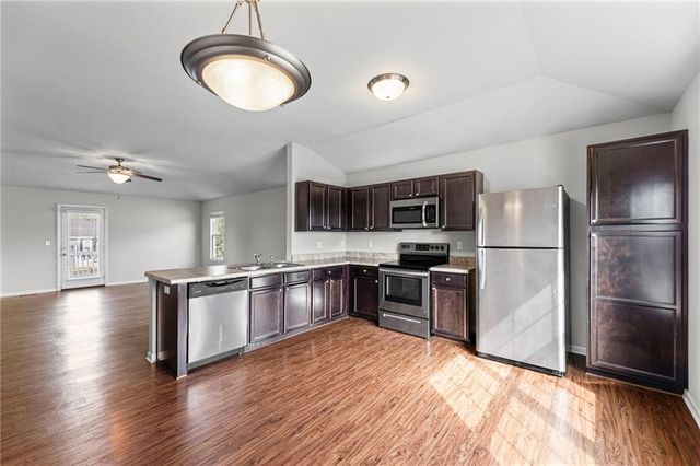 17188 S Kill Creek Road, Gardner, KS 66030