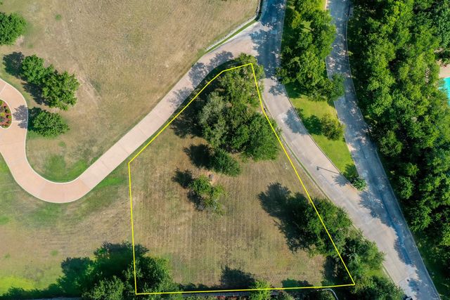 6408 Hawthorne Park Drive, Fort Worth, TX 76132