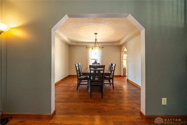 825 Chaucer Lane, Tipp City, OH 45371