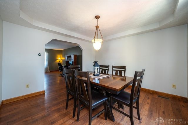 825 Chaucer Lane, Tipp City, OH 45371