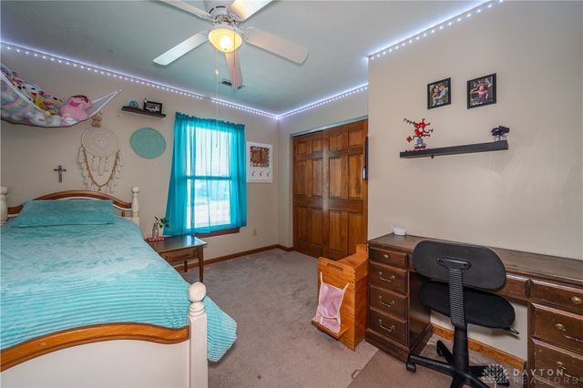 825 Chaucer Lane, Tipp City, OH 45371