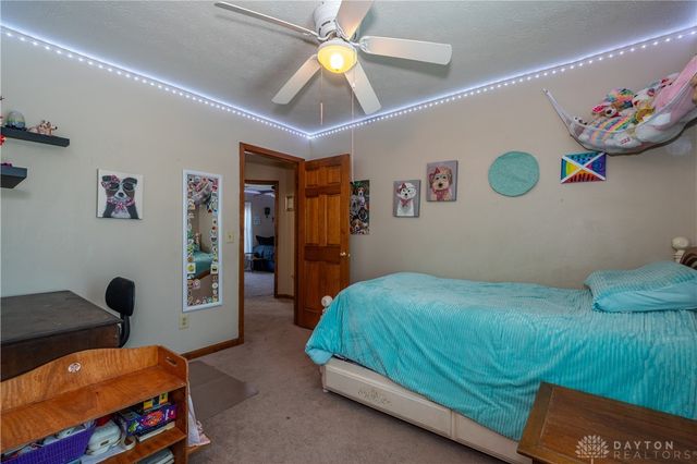 825 Chaucer Lane, Tipp City, OH 45371