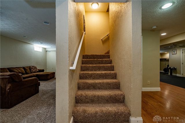 825 Chaucer Lane, Tipp City, OH 45371