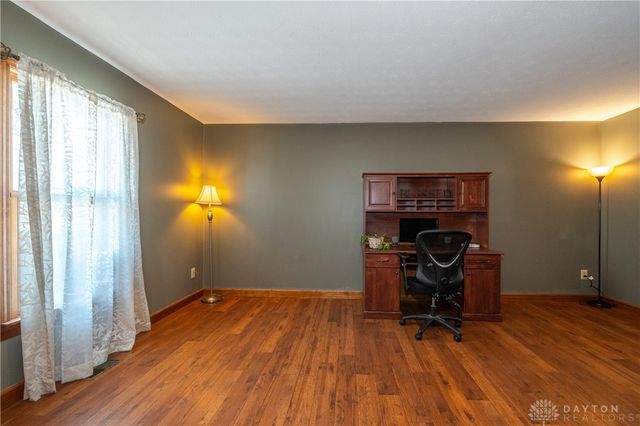 825 Chaucer Lane, Tipp City, OH 45371