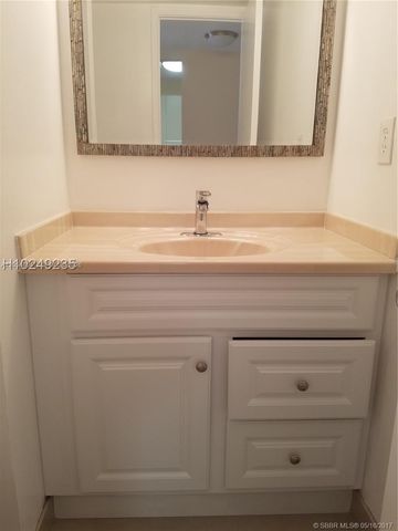 18151 NE 31st Ct 1505, Aventura, FL 33160