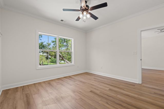 1718 26th Ave. N, North Myrtle Beach, SC 29582