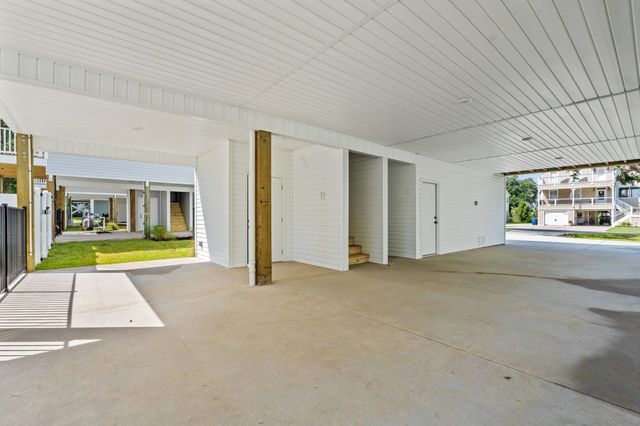 1718 26th Ave. N, North Myrtle Beach, SC 29582