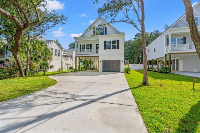 1718 26th Ave. N, North Myrtle Beach, SC 29582