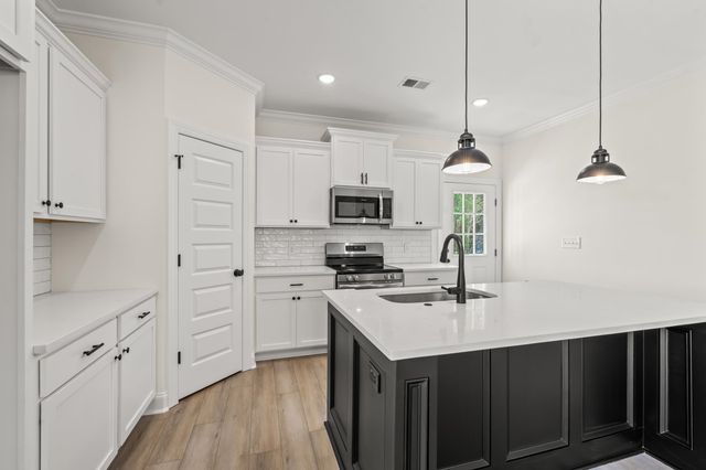 1718 26th Ave. N, North Myrtle Beach, SC 29582