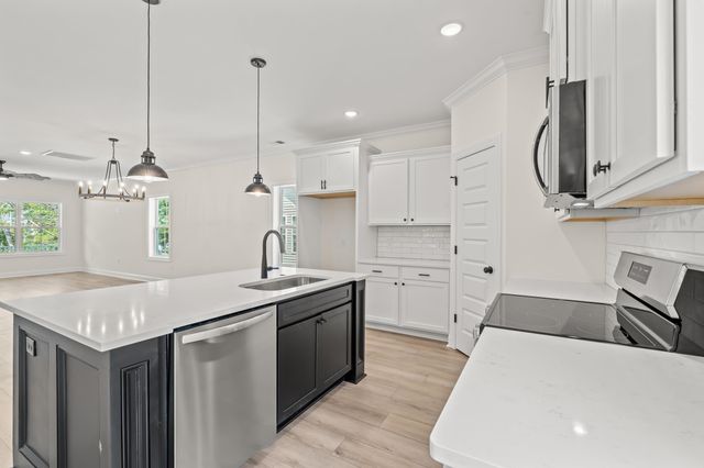 1718 26th Ave. N, North Myrtle Beach, SC 29582