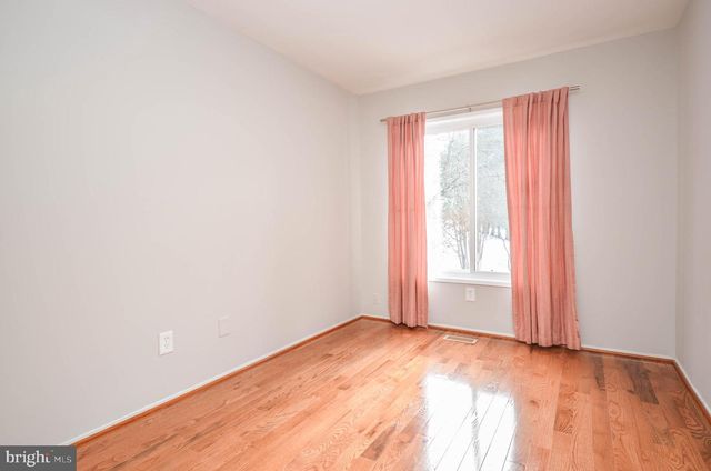 9316 JARRETT CT, Montgomery Village, MD 20886