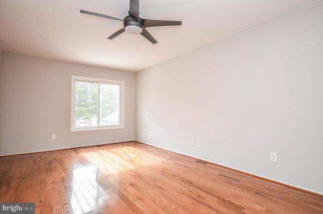 9316 JARRETT CT, Montgomery Village, MD 20886