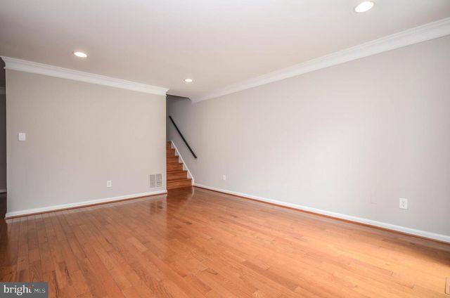 9316 JARRETT CT, Montgomery Village, MD 20886