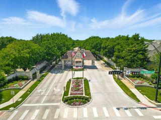 5017 Southern Hills Drive, Frisco, TX 75034