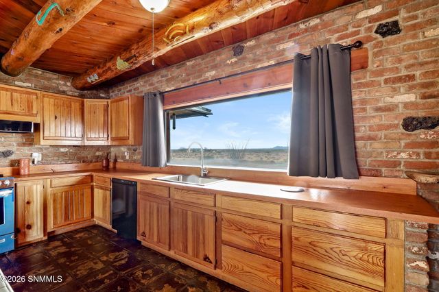 1670 SE Good Sight Road, Deming, NM 88030