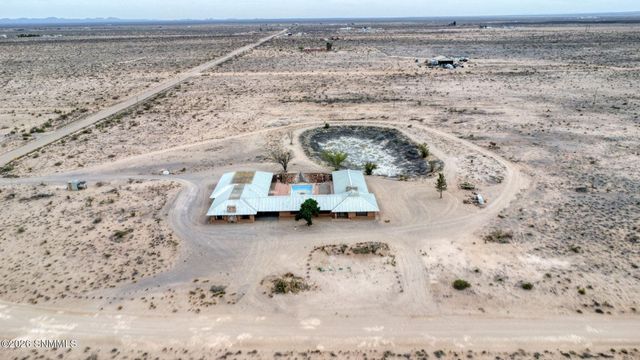 1670 SE Good Sight Road, Deming, NM 88030