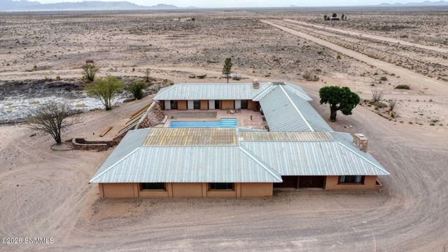 1670 SE Good Sight Road, Deming, NM 88030