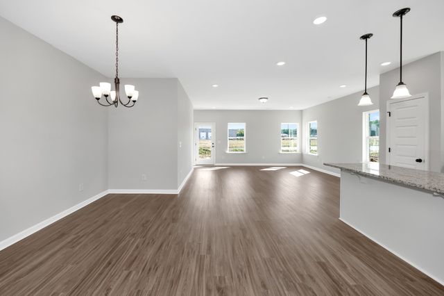 1005 Southerlynn Dr, White House, TN 37188