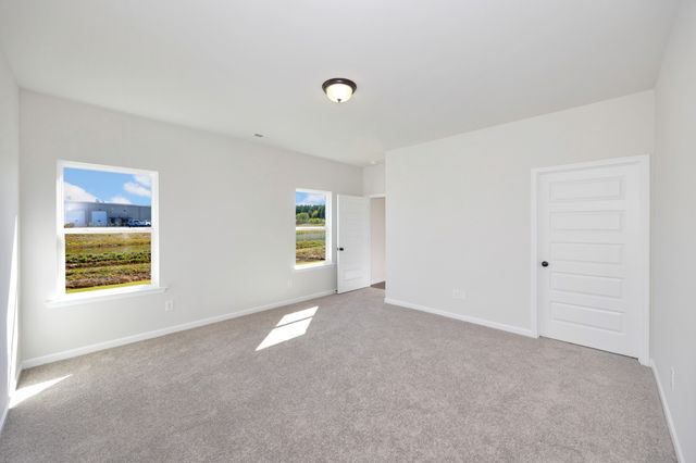 1005 Southerlynn Dr, White House, TN 37188