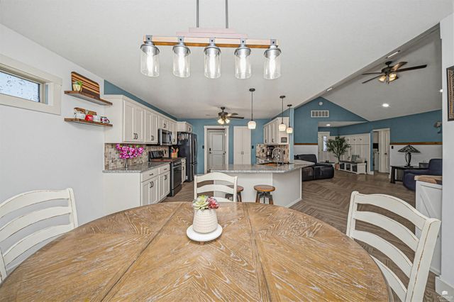 8892 Regina Lane, Manhattan, KS 66502