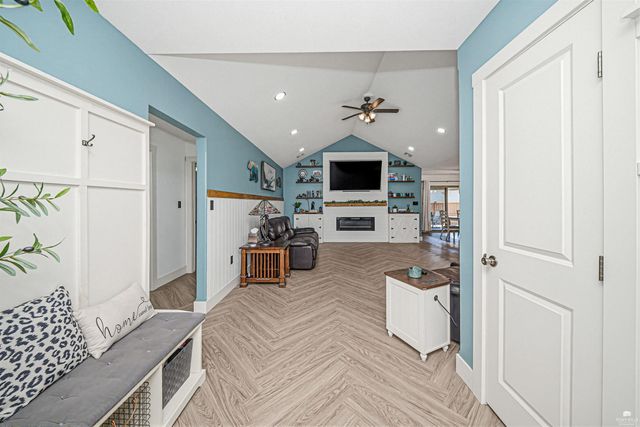 8892 Regina Lane, Manhattan, KS 66502