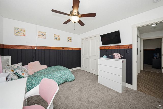 8892 Regina Lane, Manhattan, KS 66502