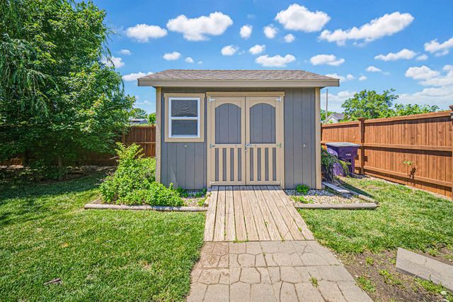 8892 Regina Lane, Manhattan, KS 66502