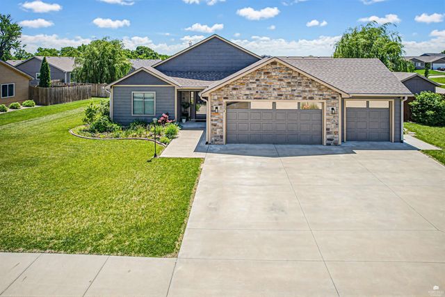 8892 Regina Lane, Manhattan, KS 66502