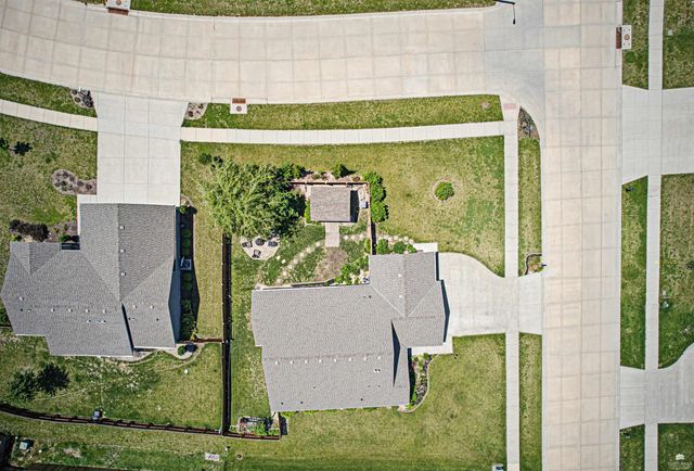 8892 Regina Lane, Manhattan, KS 66502