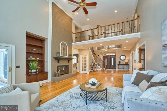 5828 HUNTON WOOD DR, Broad Run, VA 20137