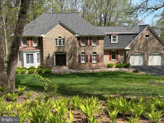 5828 HUNTON WOOD DR, Broad Run, VA 20137