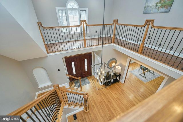 5828 HUNTON WOOD DR, Broad Run, VA 20137