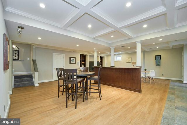 5828 HUNTON WOOD DR, Broad Run, VA 20137