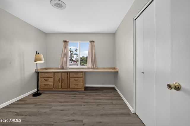 4726 W COLUMBINE Drive, Glendale, AZ 85304
