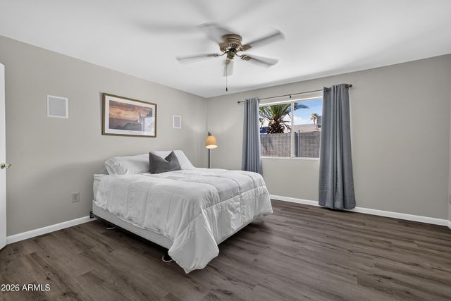 4726 W COLUMBINE Drive, Glendale, AZ 85304